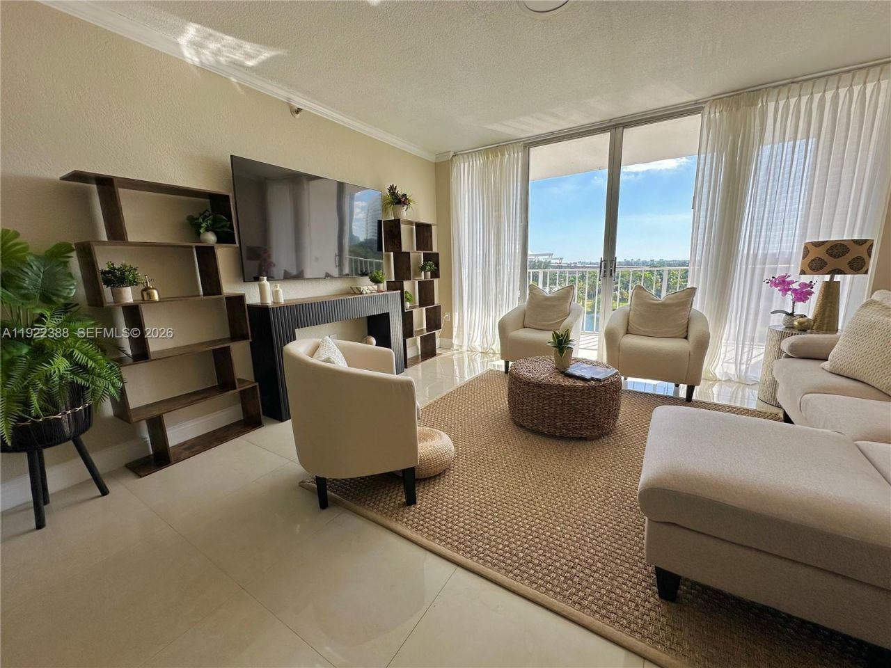 1700 NW N River Dr, Unit 907, Miami, FL 33125 Photo