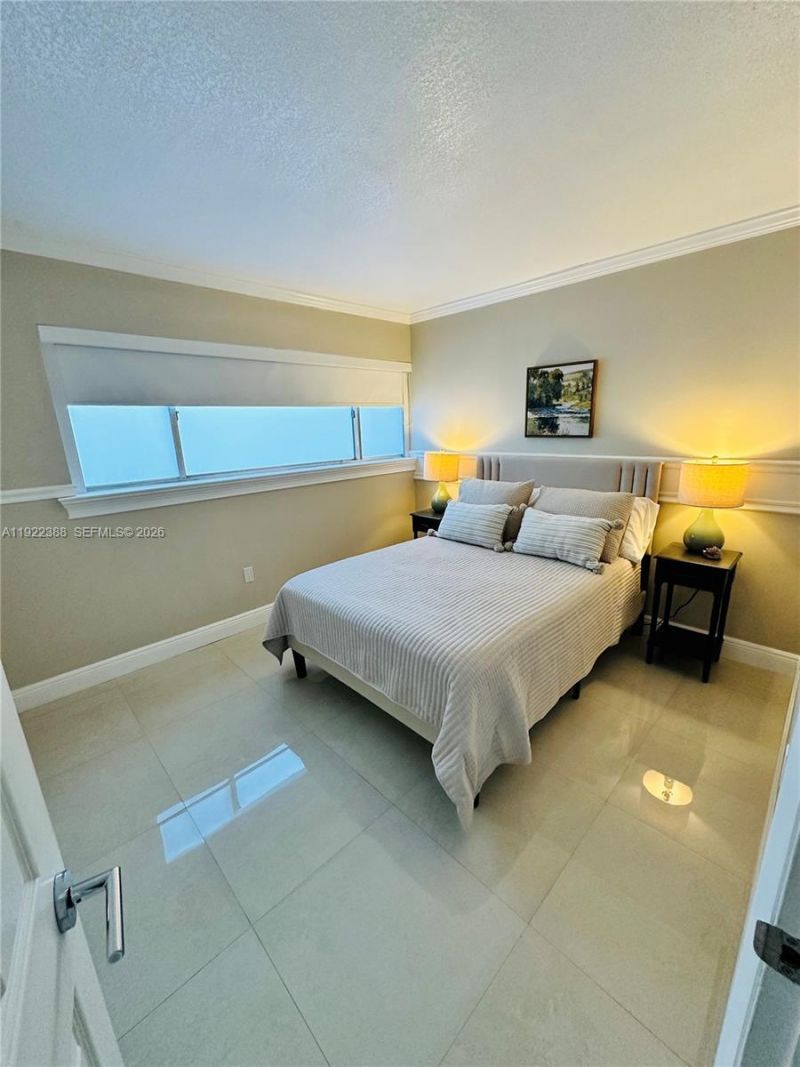 1700 NW N River Dr, Unit 907, Miami, FL 33125 Photo