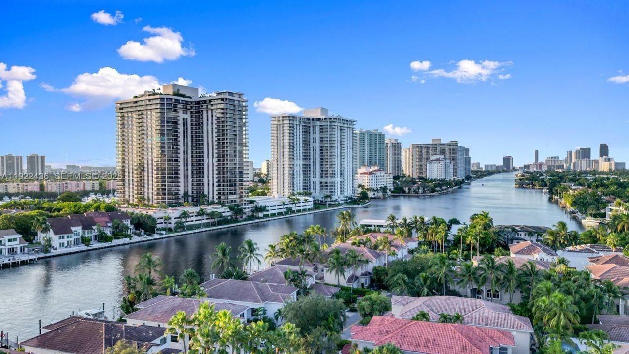 19390 Collins Ave, Unit PH-7, Sunny Isles Beach, FL 33160 Photo