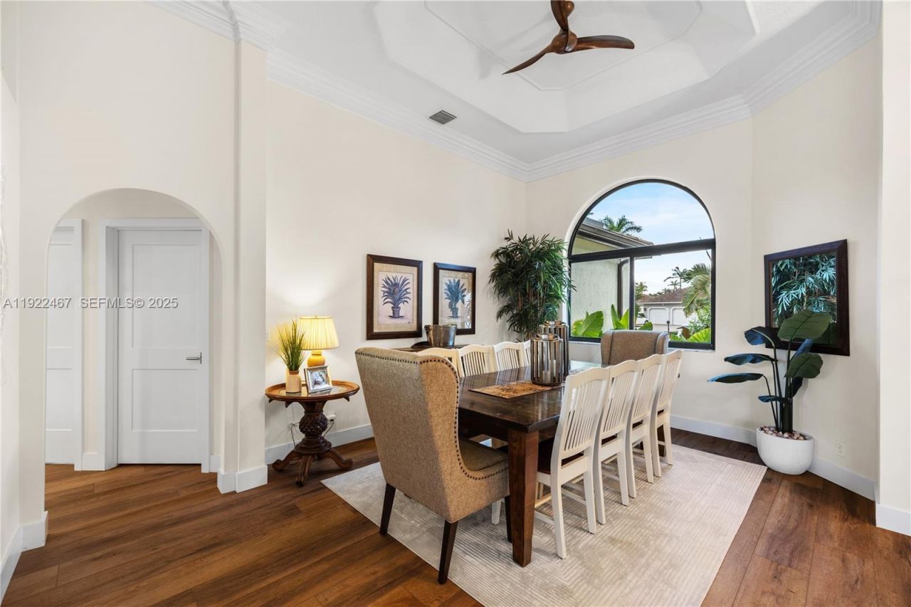 2589 Mayfair Ln, Weston, FL 33327 Photo