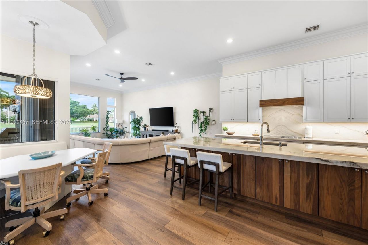 2589 Mayfair Ln, Weston, FL 33327 Photo