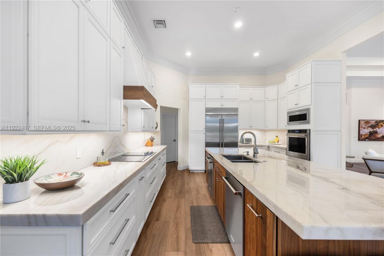 2589 Mayfair Ln, Weston, FL 33327 Photo