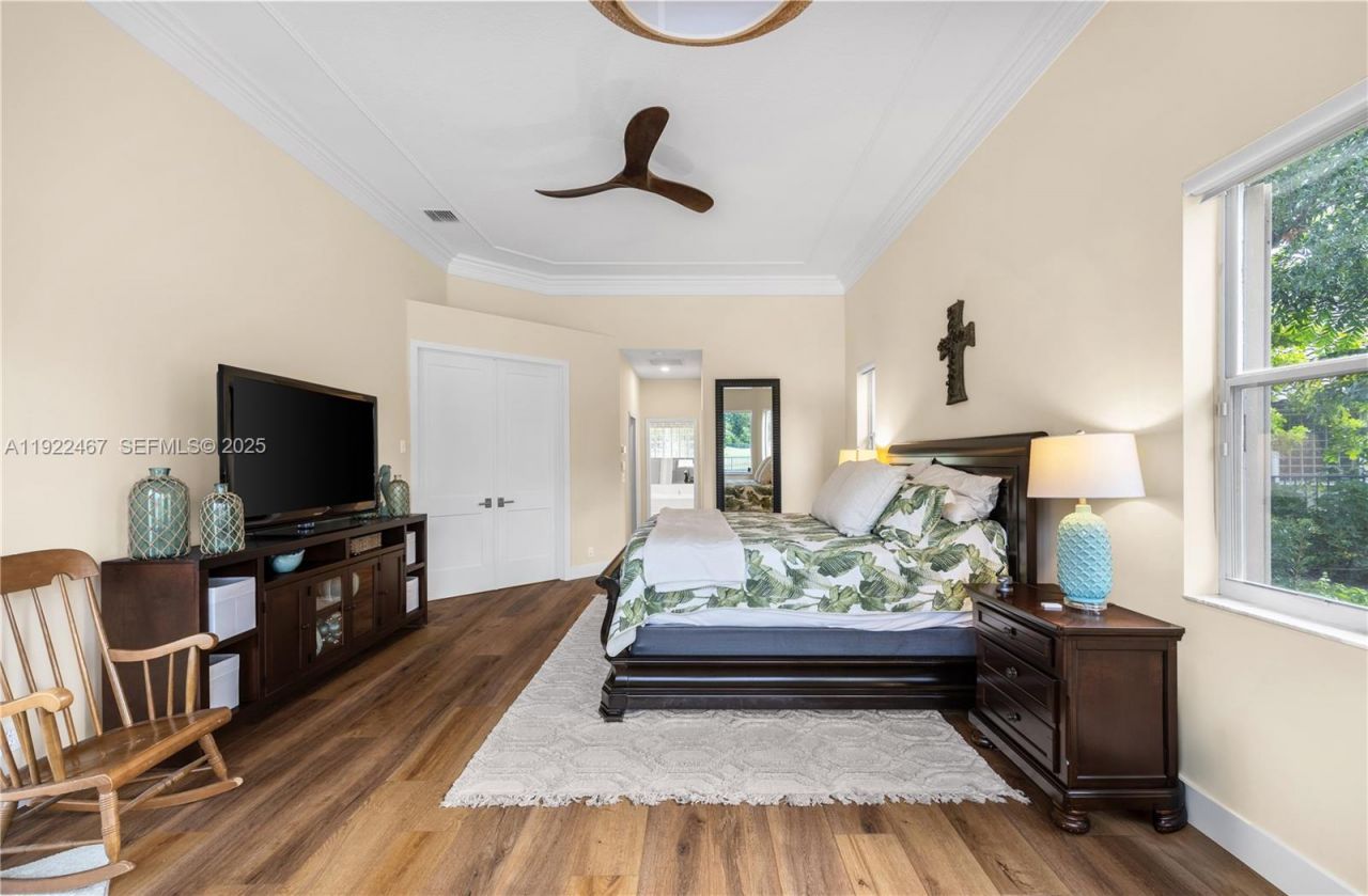 2589 Mayfair Ln, Weston, FL 33327 Photo