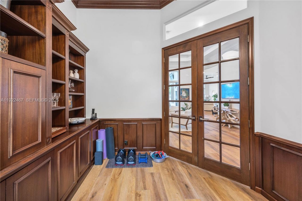 2589 Mayfair Ln, Weston, FL 33327 Photo