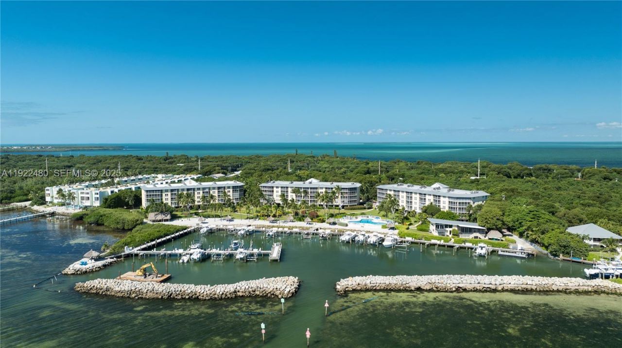 87851 Old Hwy, Unit M24, Islamorada, FL 33036 Photo