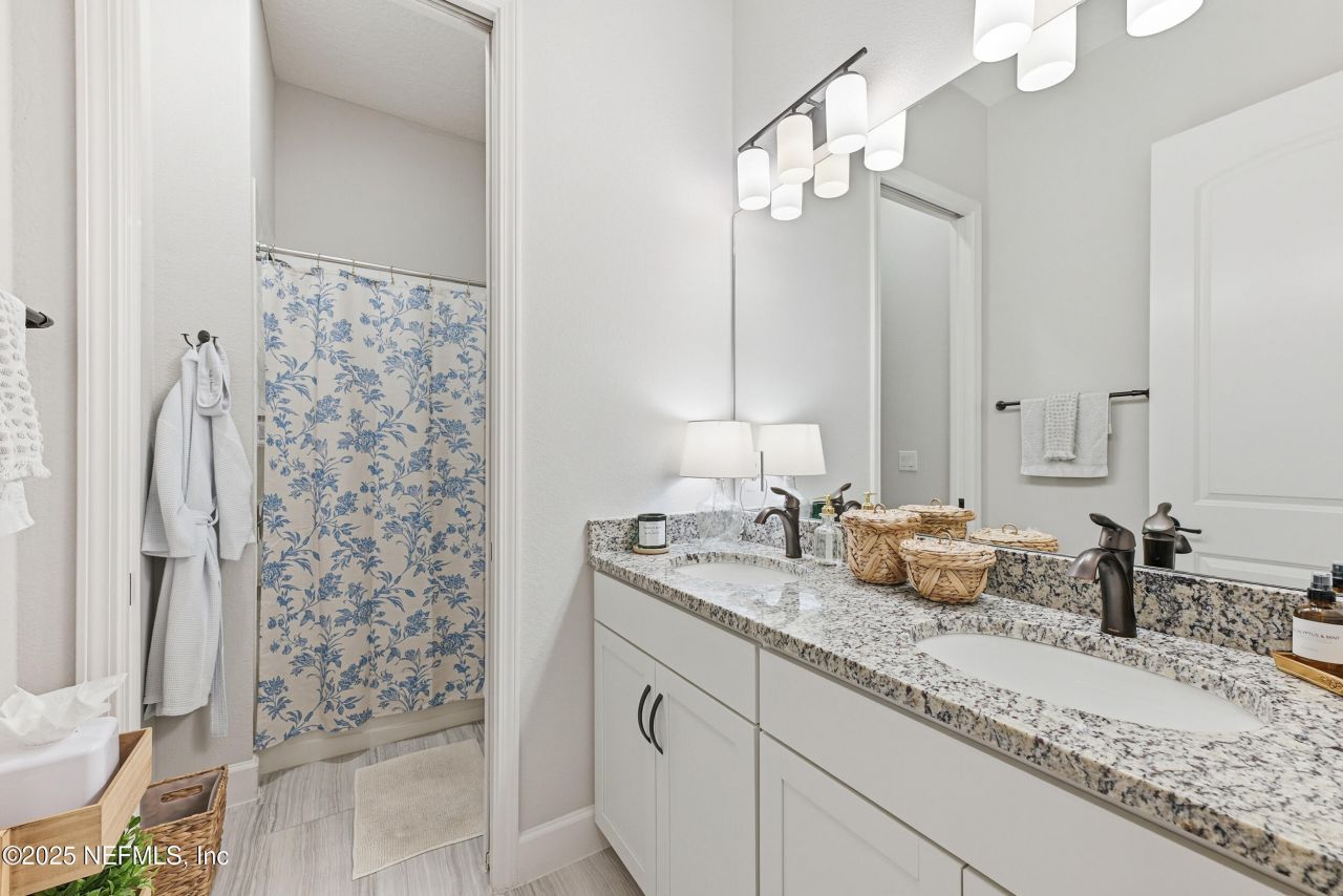 8570 Ella Jane Drive, Jacksonville, FL 32256 Photo