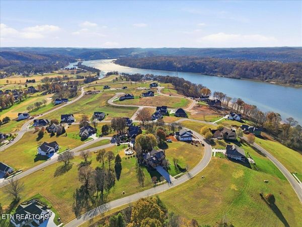 2532 Persimmon Ridge , Loudon, TN 37774