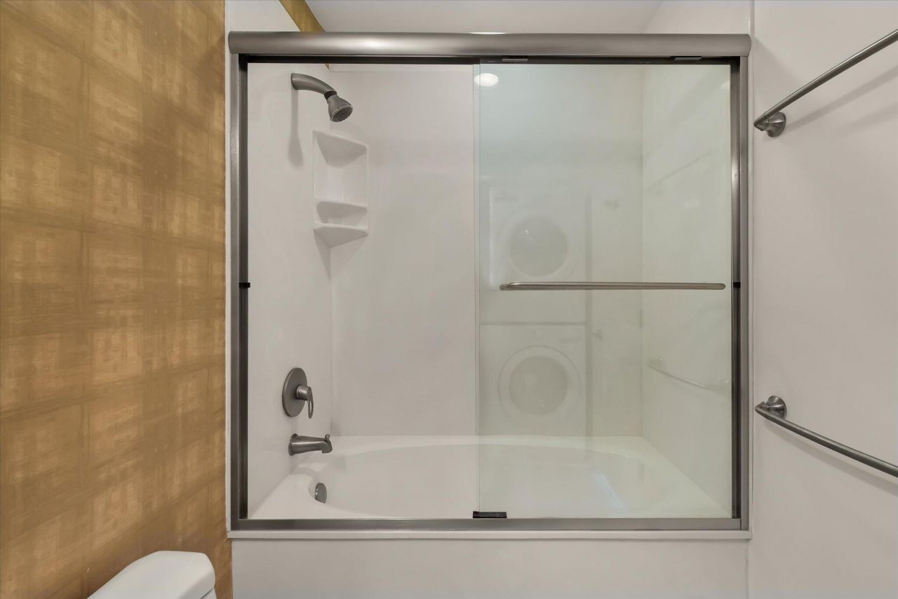 321 Lapwing Lane Photo 17