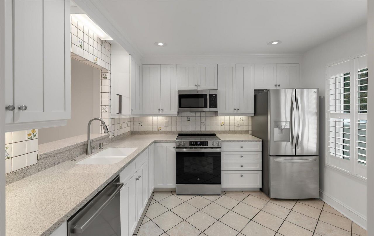 321 Lapwing Lane Photo 6