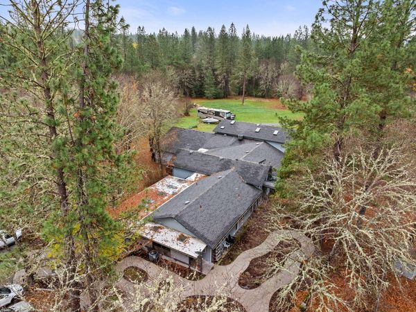 625 Barbara Drive, Grants Pass, OR 97526