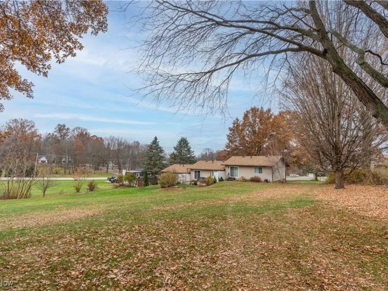 4529-4533 Camelot Circle, Uniontown, OH 44685 Photo 27