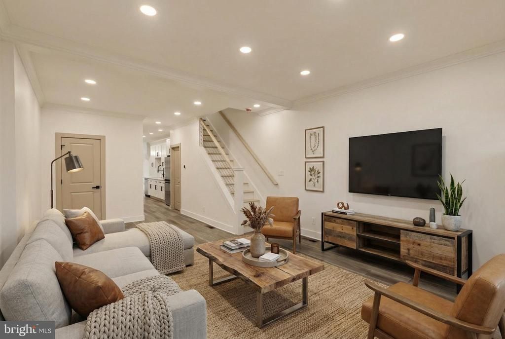 608 N Plum Street, Lancaster, PA 17602 Main Photo