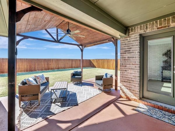 4808 Avion Drive, Sanger, TX 76266