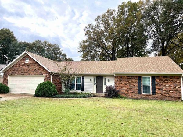 8003 SUNNY CREEK DR, Germantown, TN 38138