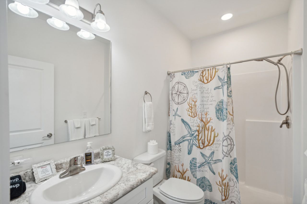 31 W 9th Street Photo 25