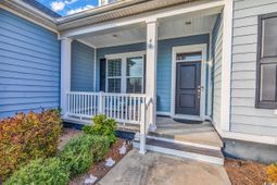 40 Winston Circle photo 4