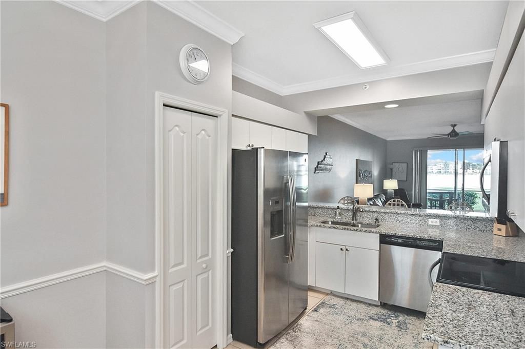 10470 Washingtonia Palm Way, Unit 1214, Fort Myers, FL 33966 Photo