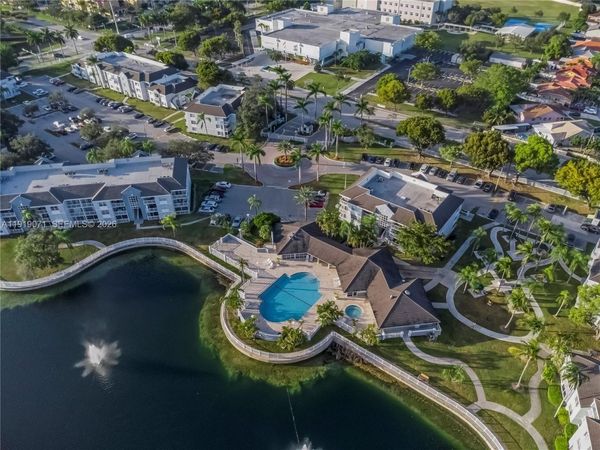 8560 SW 212th St, Unit 308, Cutler Bay, FL 33189