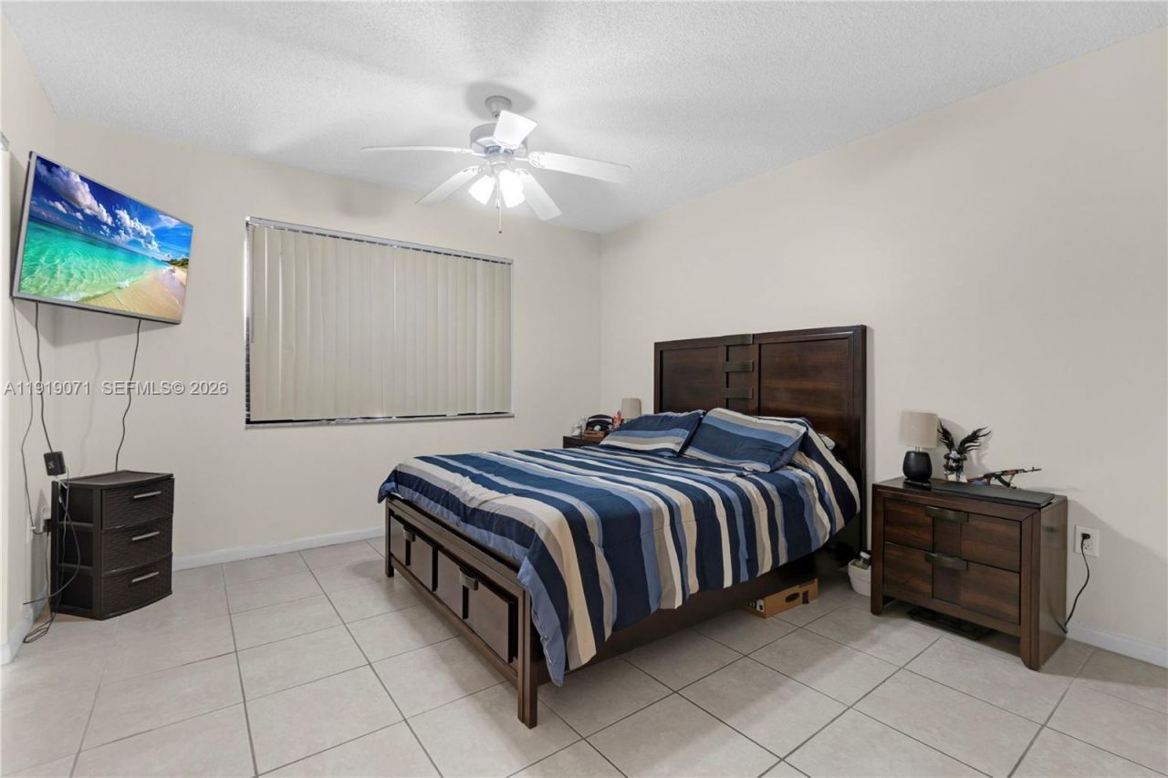 8560 SW 212th St, Unit 308, Cutler Bay, FL 33189 Photo