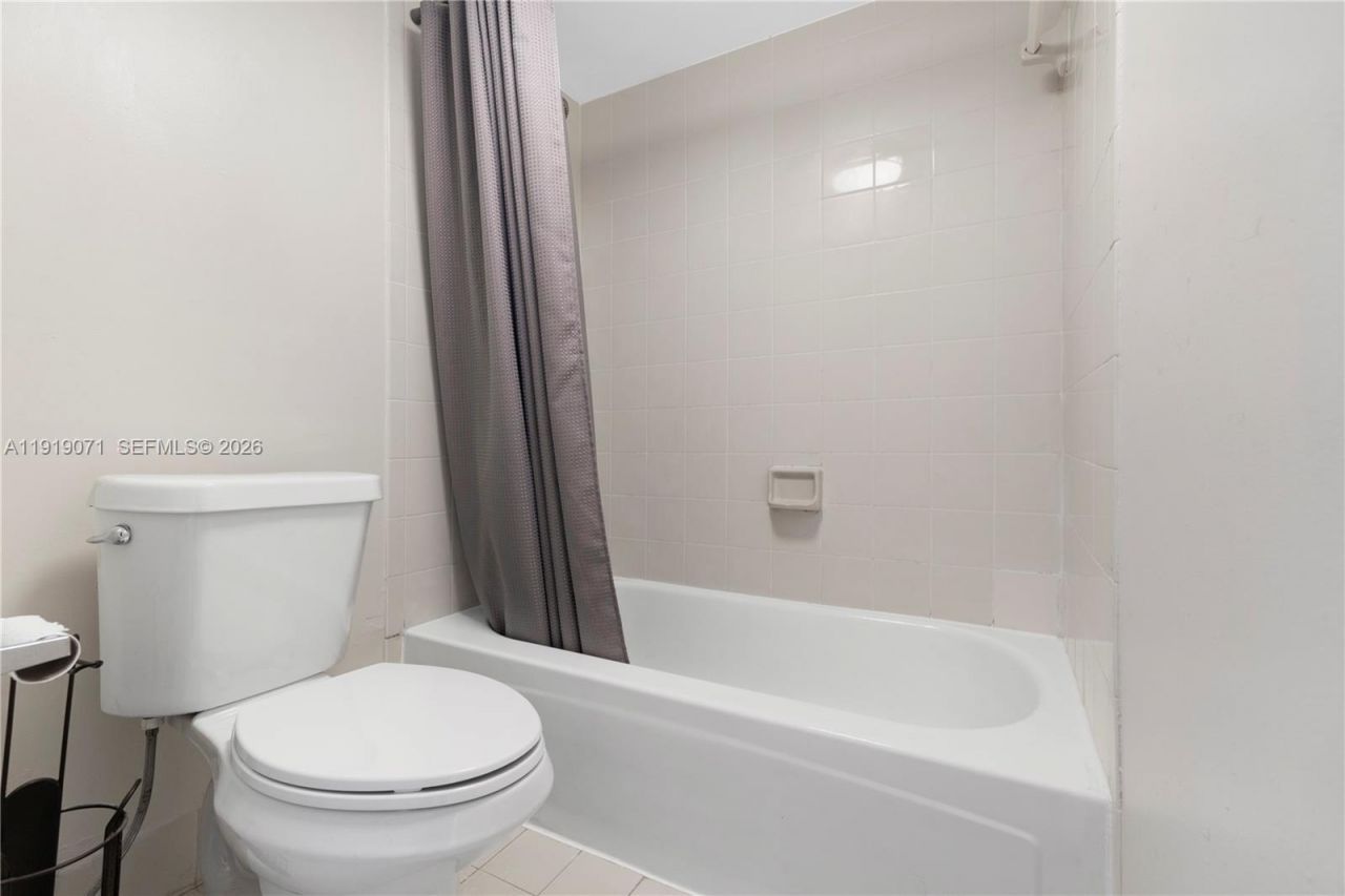 8560 SW 212th St, Unit 308, Cutler Bay, FL 33189 Photo