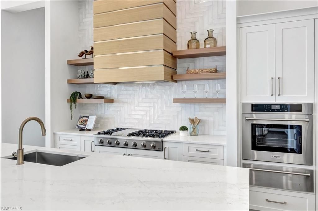 20262 Tiger Ct, Estero, FL 33928 Photo