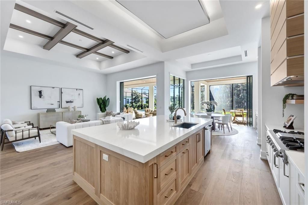 20262 Tiger Ct, Estero, FL 33928 Photo