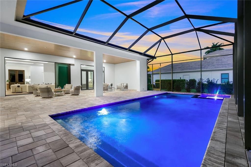 20262 Tiger Ct, Estero, FL 33928 Photo