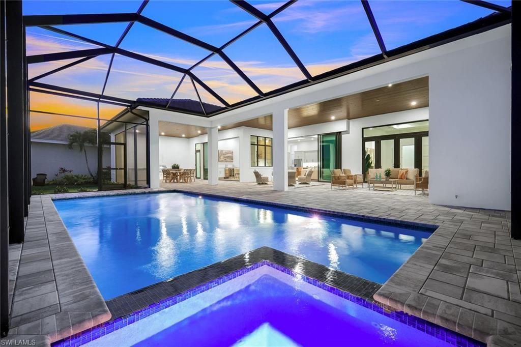 20262 Tiger Ct, Estero, FL 33928 Photo