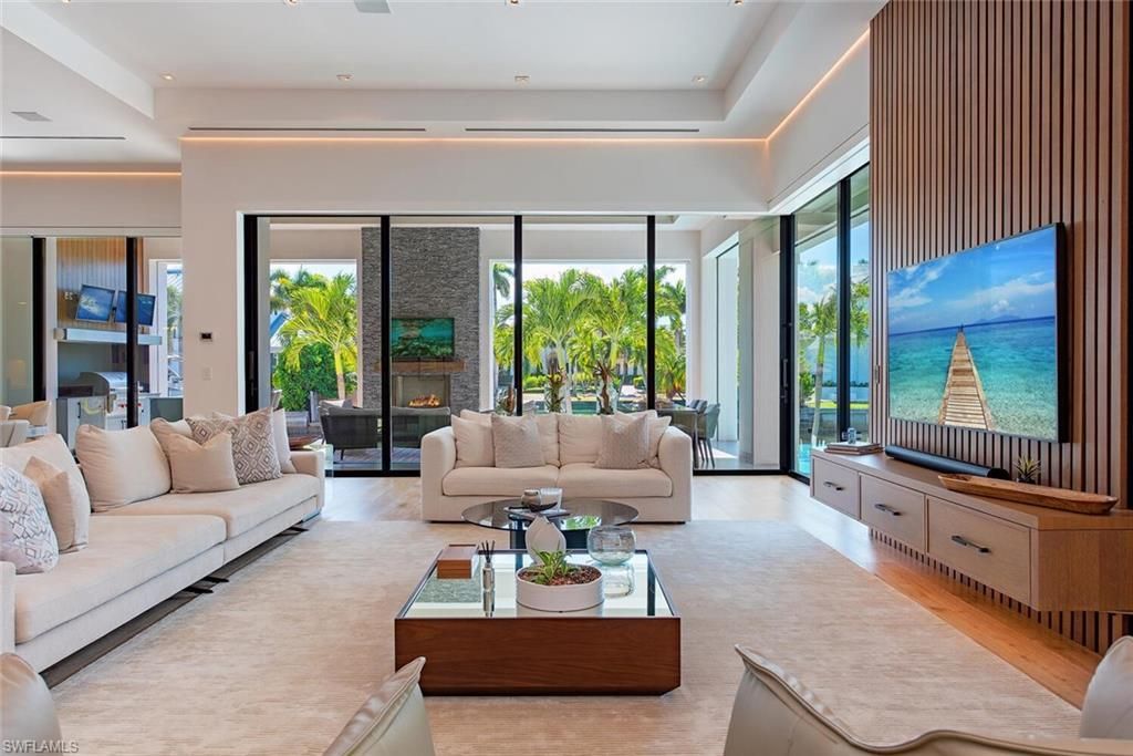 608 16th Ave S, Naples, FL 34102 Photo