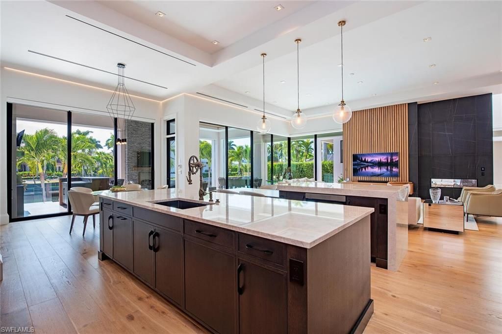 608 16th Ave S, Naples, FL 34102 Photo