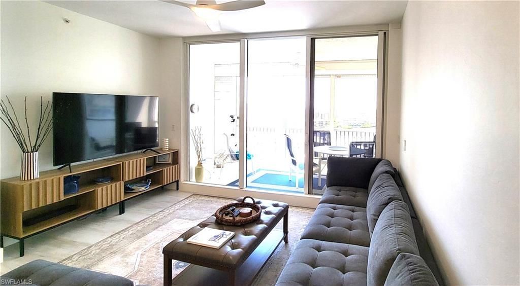 400 Flagship Dr, Unit 1104, Naples, FL 34108 Photo