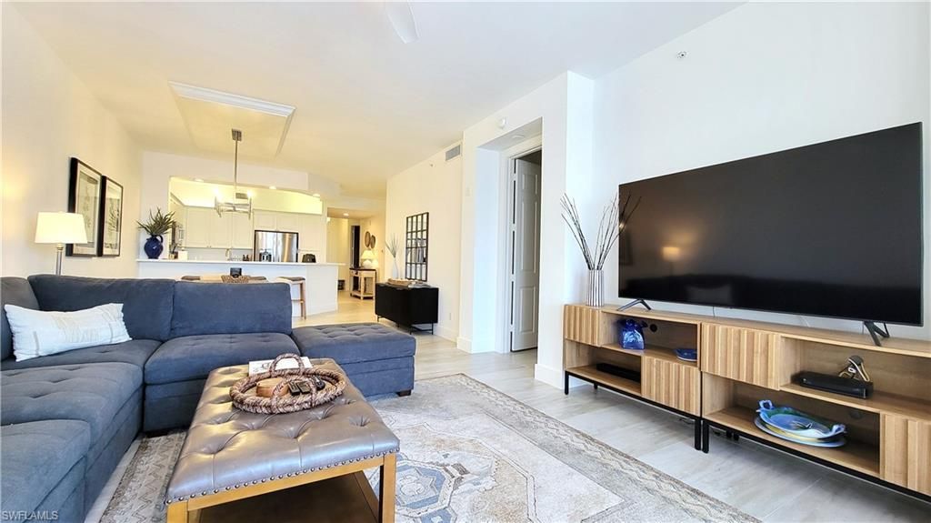 400 Flagship Dr, Unit 1104, Naples, FL 34108 Photo