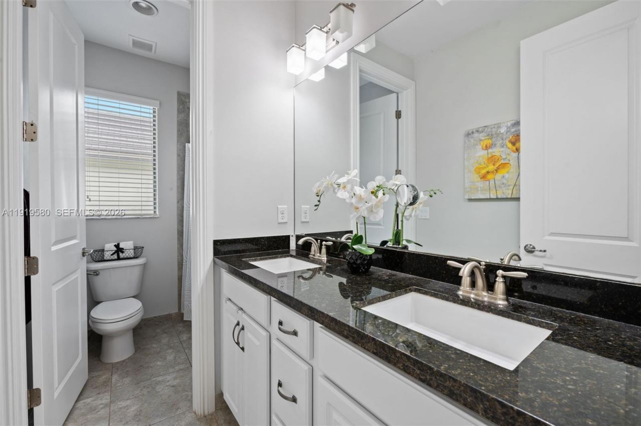 445 SW 113th Ln, Pembroke Pines, FL 33025 Photo