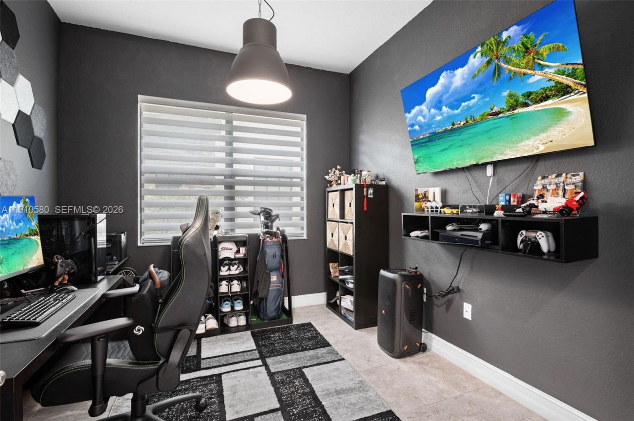 445 SW 113th Ln, Pembroke Pines, FL 33025 Photo