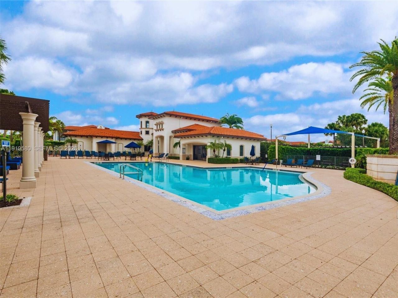 445 SW 113th Ln, Pembroke Pines, FL 33025 Photo