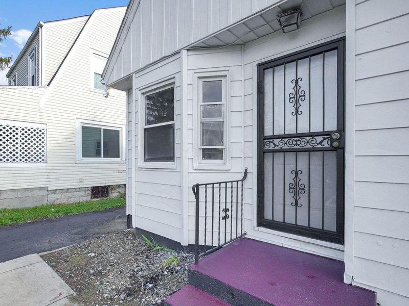 2204 Medina Avenue, Columbus, OH 43211 Photo 4