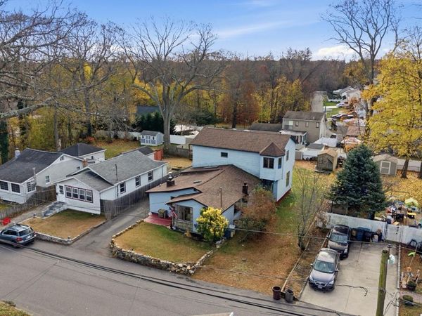 56 Eastview Road, Ronkonkoma, NY 11779