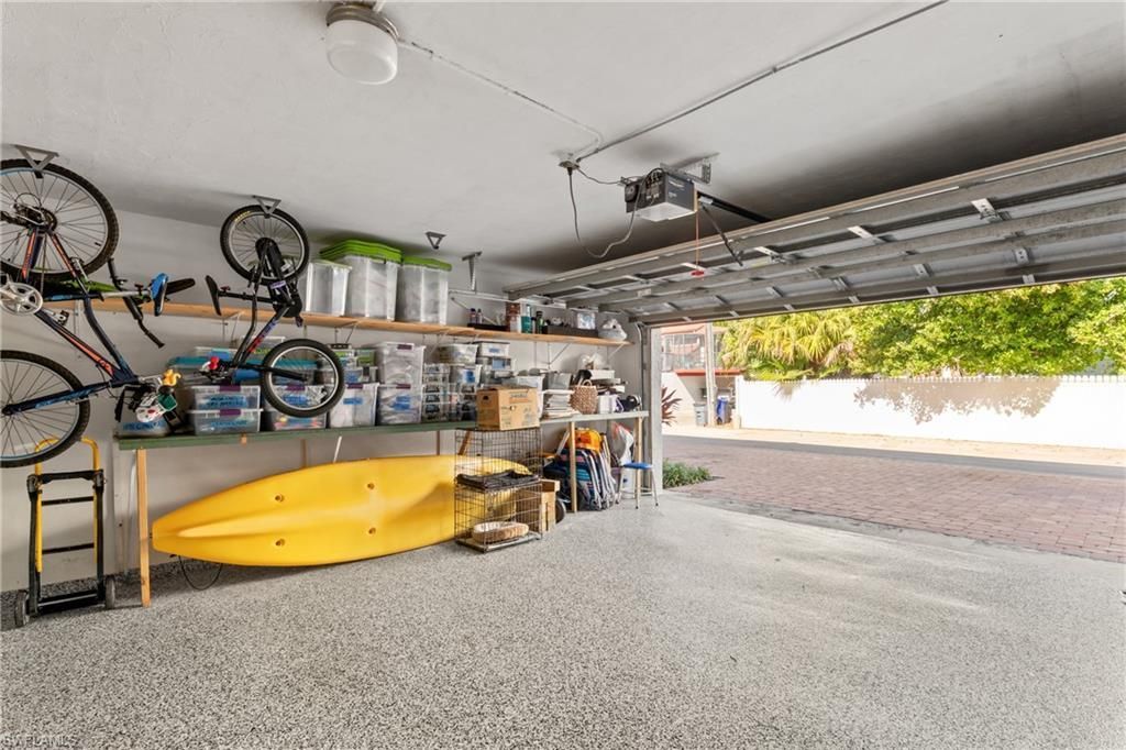 995 9th Ave S, Unit 5, Naples, FL 34102 Photo