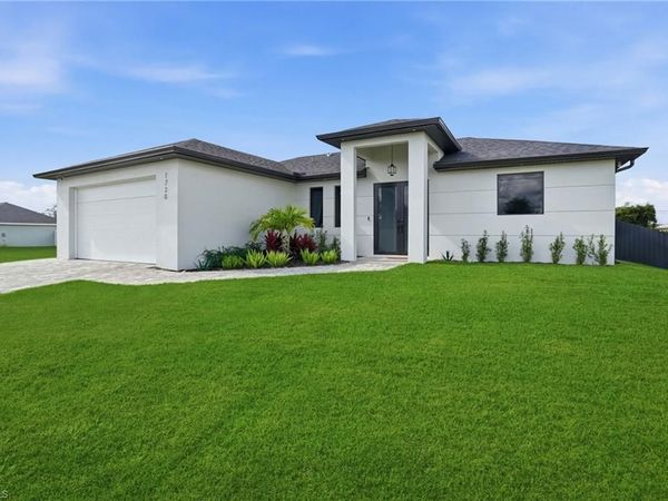1720 NW 15th PL, CAPE CORAL, FL 33993