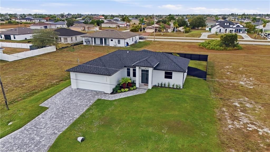 1720 NW 15th Pl, Cape Coral, FL 33993 Photo