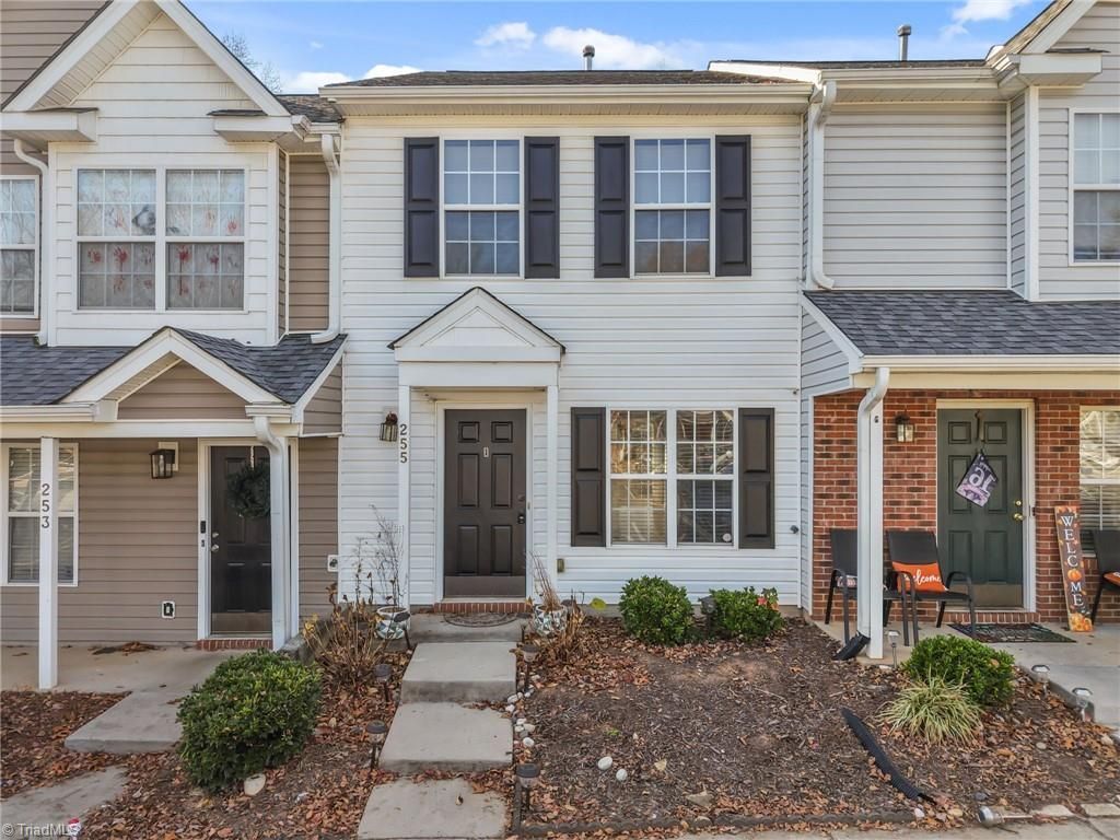 255 Malamute Lane, Greensboro, NC 27407 Main Photo