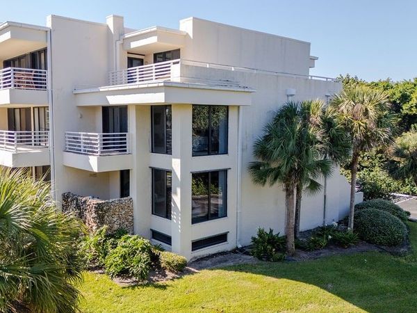 5558 Highway A1A, Unit 107, Vero Beach, FL 32963