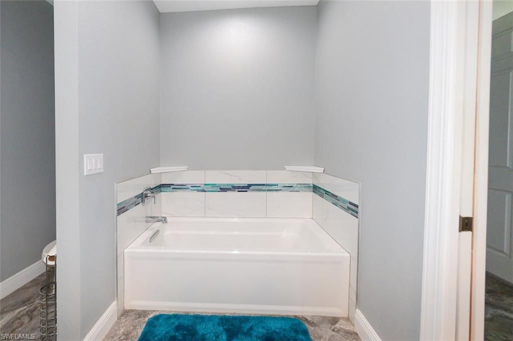 3226 Vera Ct, Lehigh Acres, FL 33976 Photo