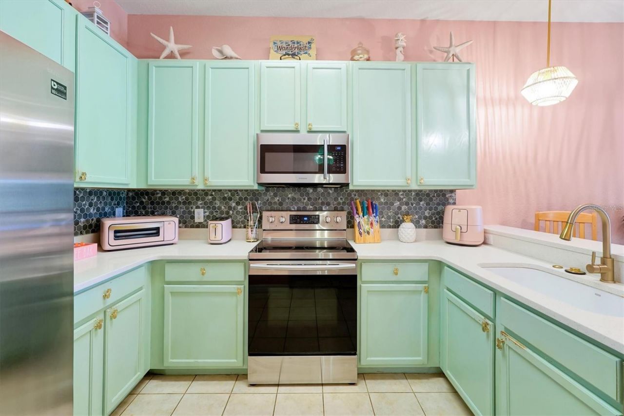 1004 Gran Bahama Boulevard, Unit 1004, Davenport, FL 33897 Photo