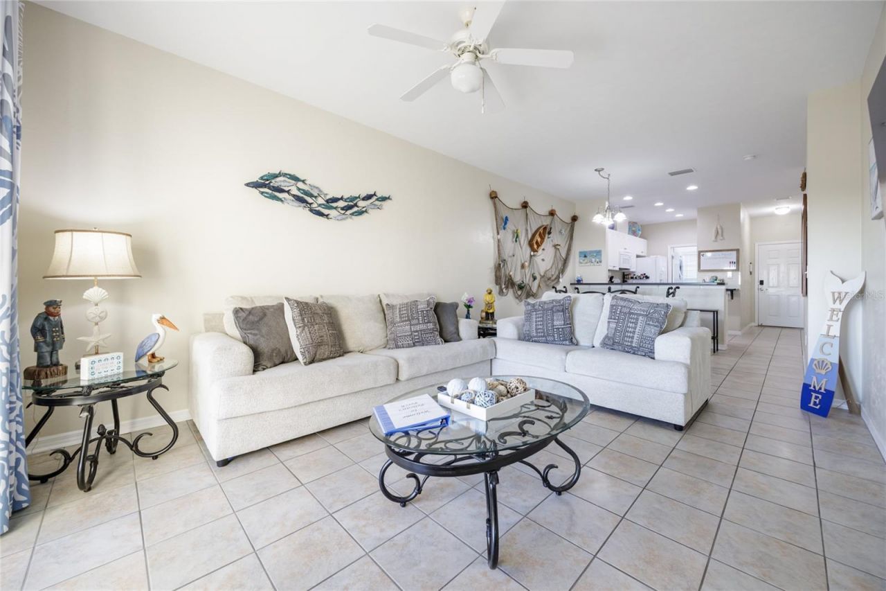 54 SE Se 910 Avenue, Unit 210, Suwannee, FL 32692 Photo