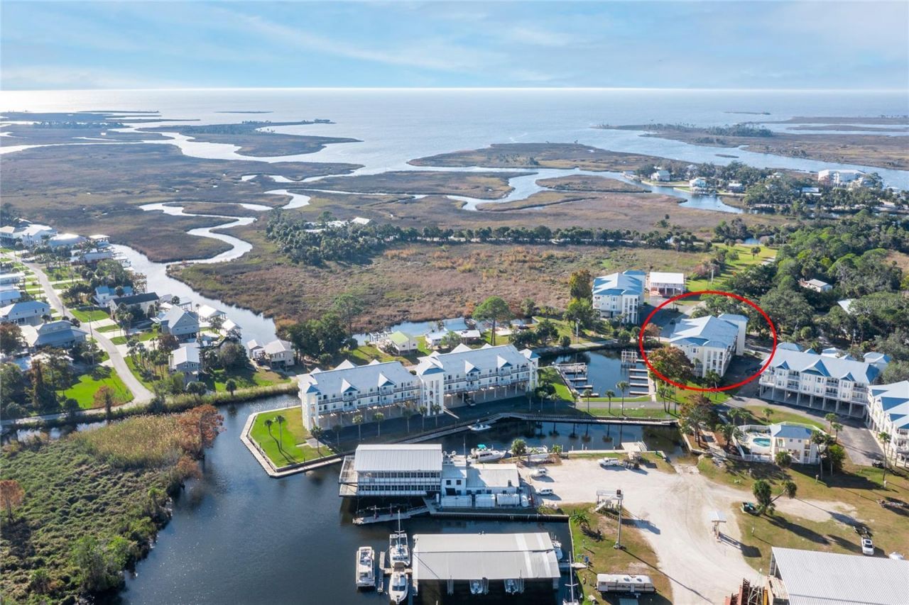 54 SE Se 910 Avenue, Unit 210, Suwannee, FL 32692 Photo