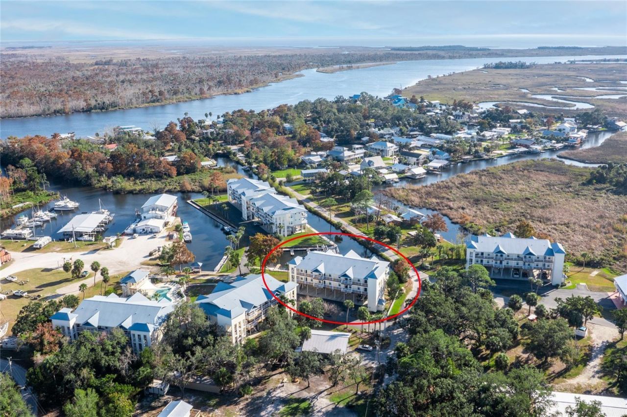 54 SE Se 910 Avenue, Unit 210, Suwannee, FL 32692 Photo