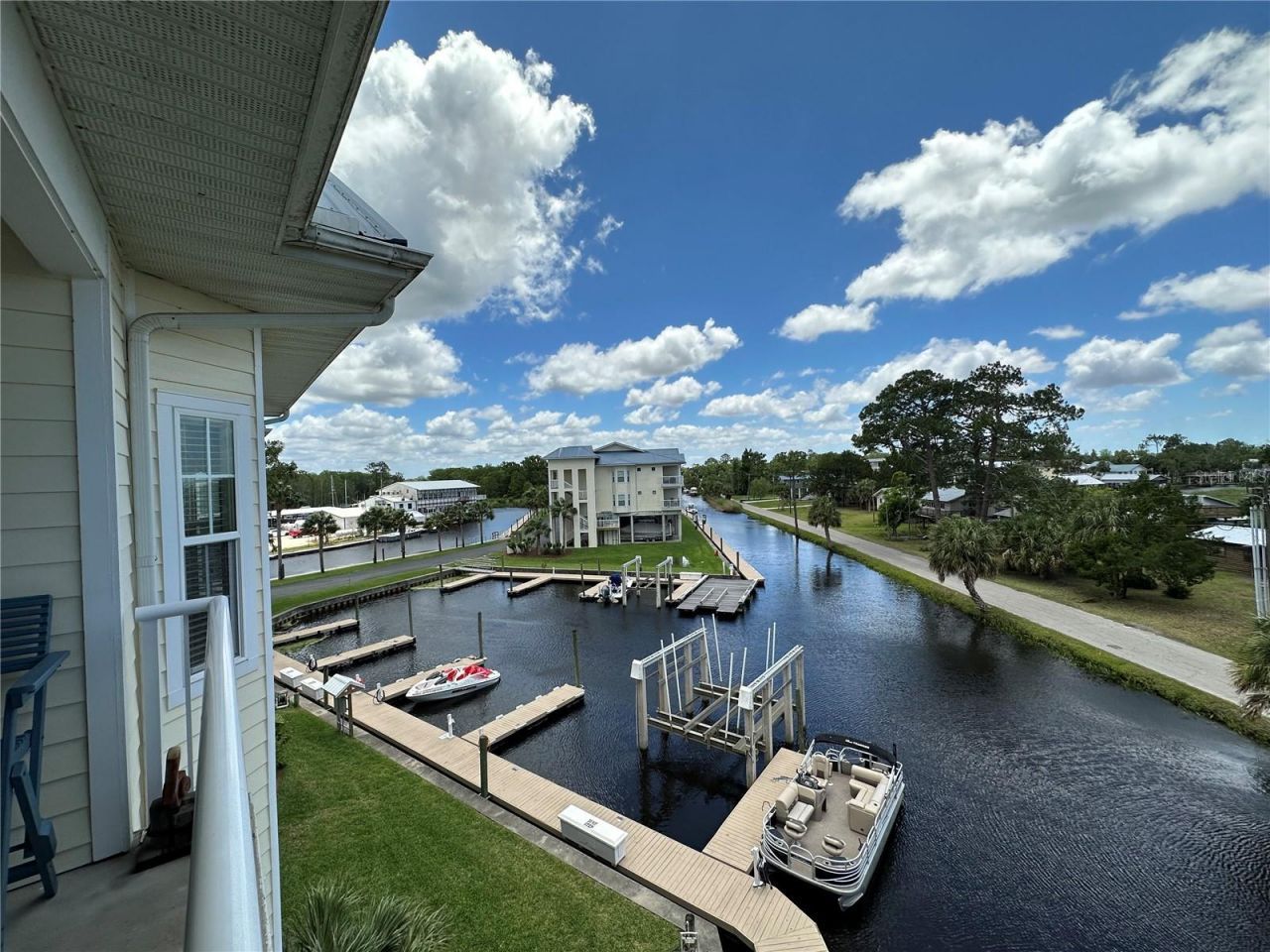 54 SE Se 910 Avenue, Unit 210, Suwannee, FL 32692 Photo