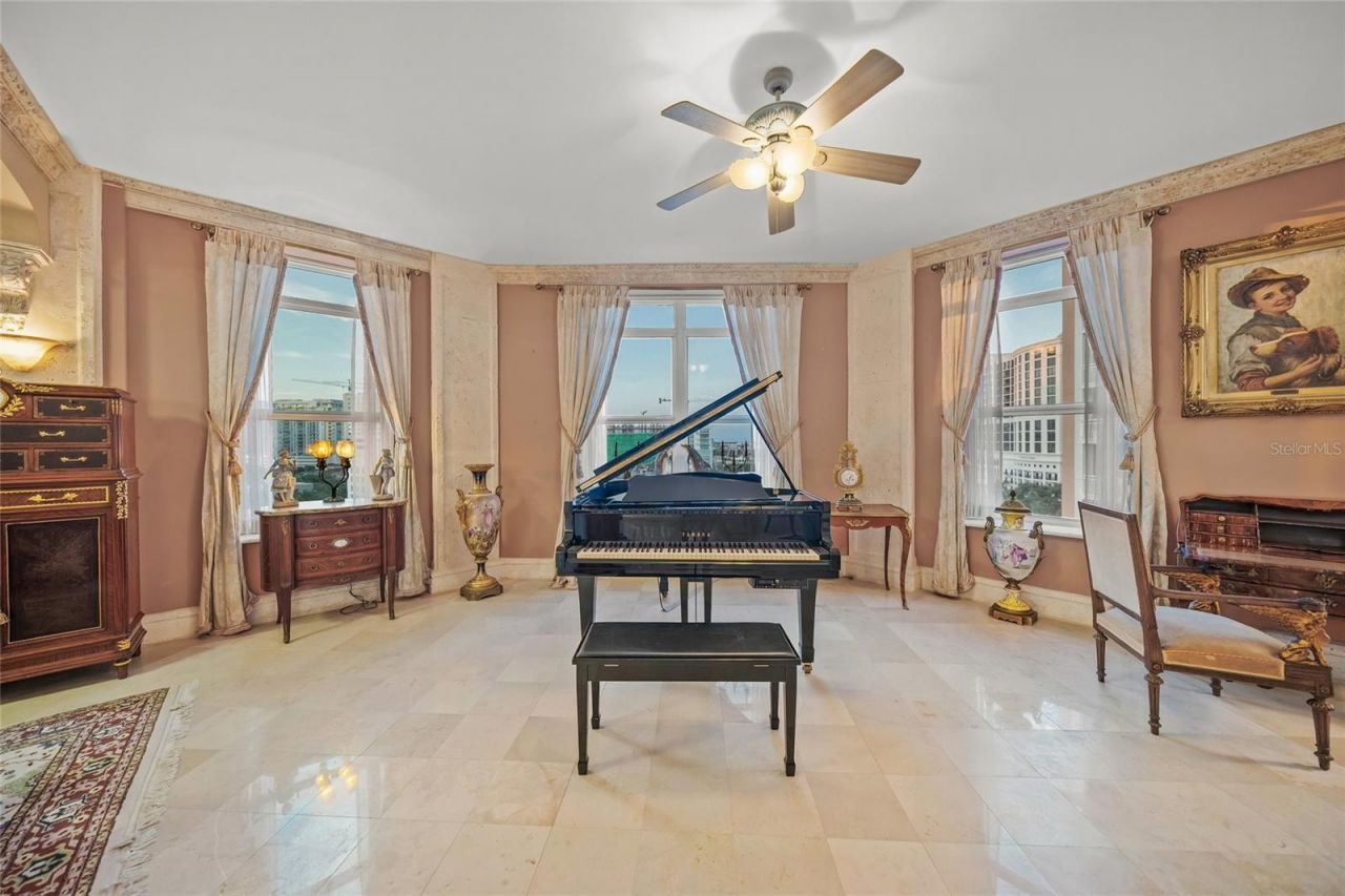 1330 Main Street, Unit PH 9 & 10, Sarasota, FL 34236 Photo