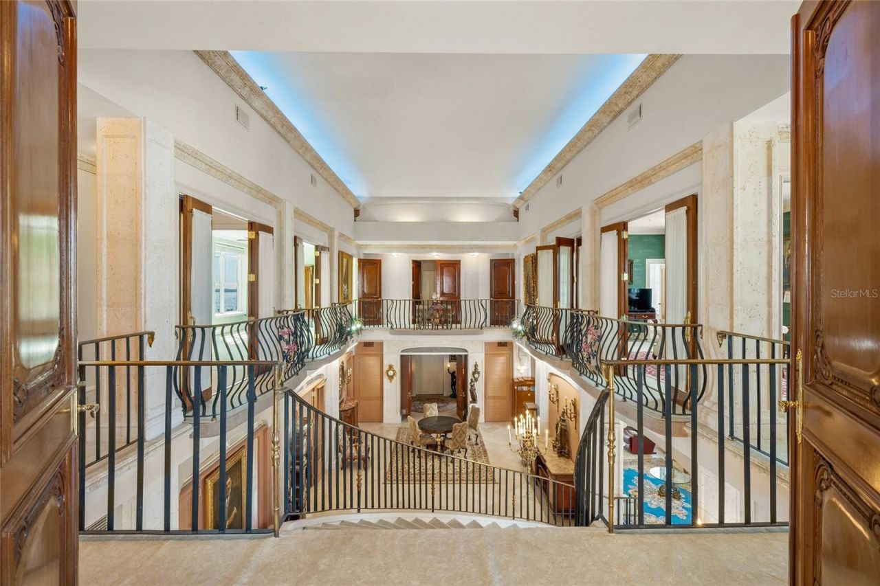 1330 Main Street, Unit PH 9 & 10, Sarasota, FL 34236 Photo